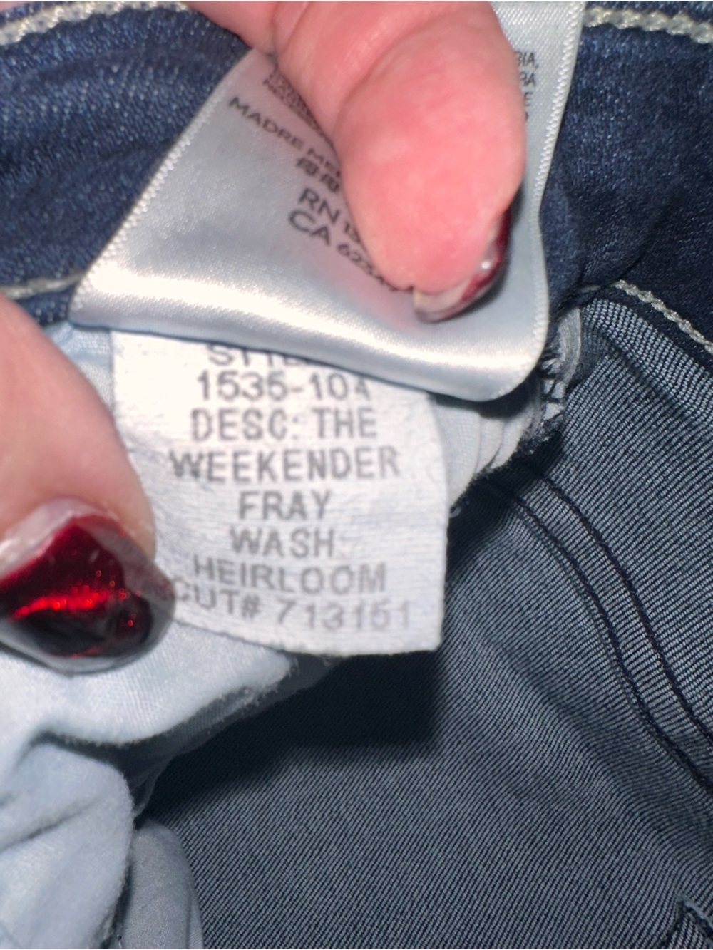 NWOT MOTHER The Weekender Fray Jeans Heirloom Wash Size 24 - Picture 5 of 5